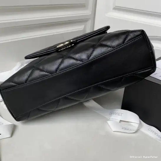 HyperPeter Shiny Lambskin CHANEL Bag Shopping 0520